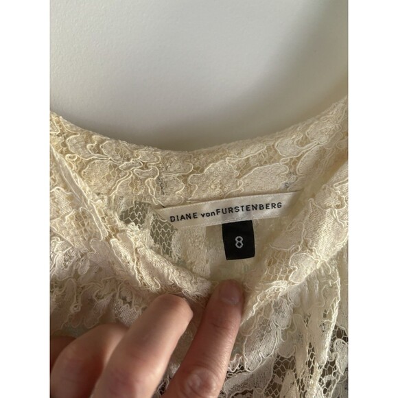 Diane von Furstenberg DVF Lace And Silk Two Piece Shirt Blouse Top Sz 8 Neutral - Picture 2 of 7